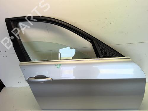 Used Right front door Right front door 18877136 18877136