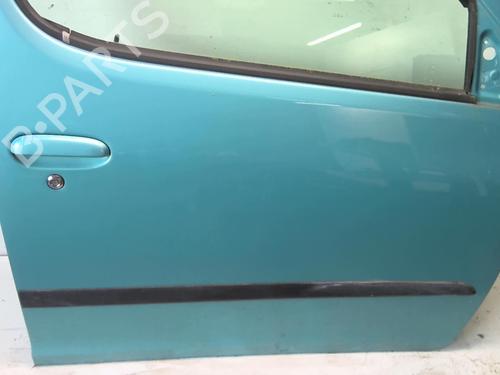 Used Right front door Right front door 18217764 18217764