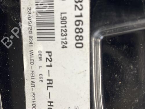 Left taillight PEUGEOT 208 II (UB_, UP_, UW_, UJ_) 1.5 BlueHDI 100 | BP32307144C34