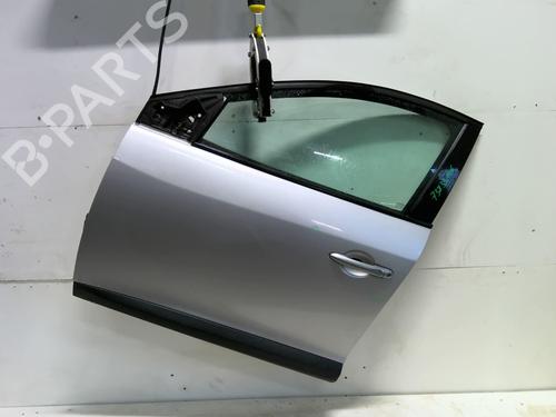 Używane Drzwi przednie lewe RENAULT MEGANE III Hatchback (BZ0/1_, B3_) 1.5 dCi (BZ09, BZ0D, BZ1W, BZ29, BZ14) (110 hp) 30690838