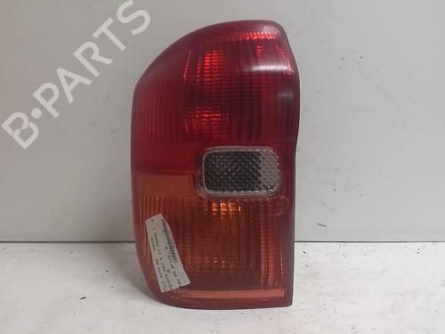 Venstre baglygte TOYOTA RAV 4 II (_A2_) 2.0 D 4WD (CLA20_, CLA21_, CLA20R, CLA21R) (116 hp) 18232836