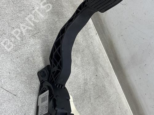 Pedal CITROËN C3 III (SX) 1.2 THP 110 (SXHNPS, SXHNZT, SXHNZ6) (110 hp) 32314305
