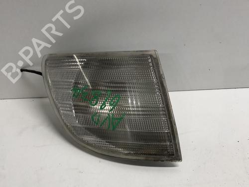 Used Right front indicator MERCEDES-BENZ VITO Van (W638) 108 CDI 2.2 (638.094) (82 hp) 18227853