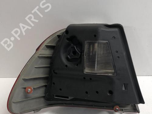 Feu arrière droit BMW 3 (E46) 320 d (150 hp) 18227736