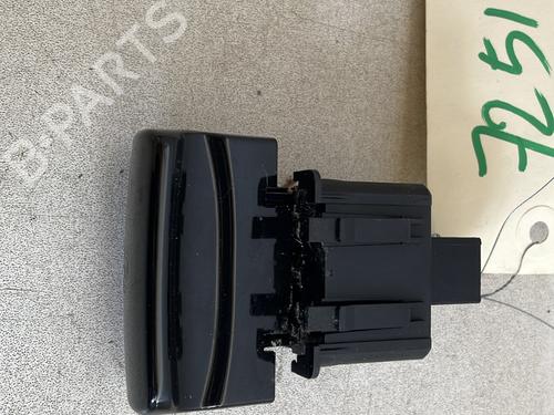 Used Switch Switch CITROËN DS4 (NX_) 1.6 HDi 115 (114 hp) 25292394 25292394