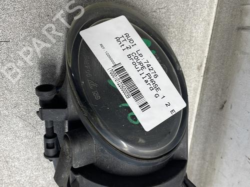 Feu de brouillard avant gauche AUDI TT (8J3) 2.0 TFSI (200 hp) 33046918