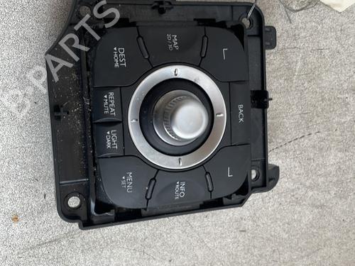 Used Switch RENAULT MEGANE III Hatchback (BZ0/1_, B3_) 1.5 dCi (BZ09, BZ0D, BZ1W, BZ29, BZ14) (110 hp) 30670159