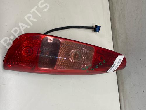 Used Right taillight Right taillight 36875279 36875279