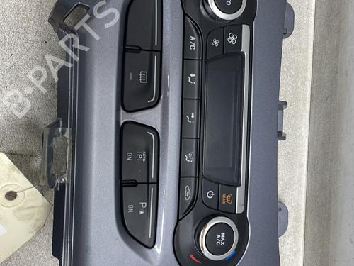 Used Climate control FORD FOCUS III Turnier 2.0 TDCi (163 hp) 30612152