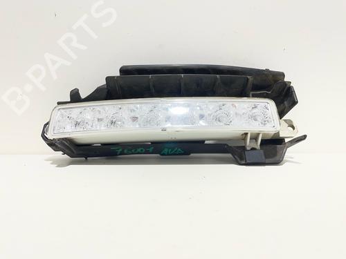 Used Right daytime light Right daytime light 38681126 38681126