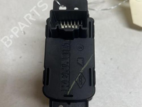 Switch RENAULT MEGANE IV Hatchback (B9A/M/N_) 1.3 TCe 140 (B9NB) | BP18226078I30 