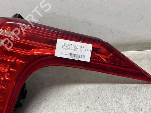 Used Right taillight Right taillight PEUGEOT 5008 (0U_, 0E_) 1.6 HDi (110 hp) 31124014 31124014