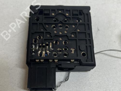 Used Headlight switch Headlight switch NISSAN PRIMASTAR Van (X83) 2.0 dCi 115 (114 hp) 18209815 18209815