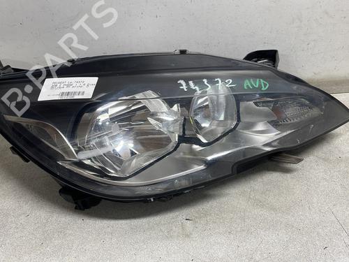 Used Right headlight PEUGEOT 308 II (LB_, LP_, LW_, LH_, L3_) 1.6 BlueHDi 120 (120 hp) 31997845