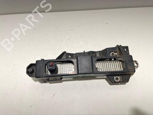 Used Left daytime light Left daytime light 38681127 38681127