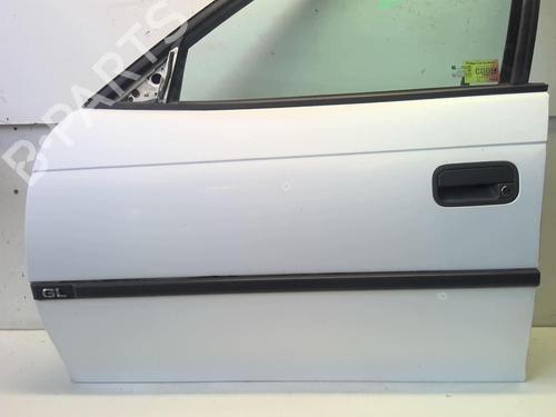 Dør venstre foran OPEL ASTRA F Hatchback (T92) 1.4 i (F08, M08, F68, M68) (60 hp) 18213444
