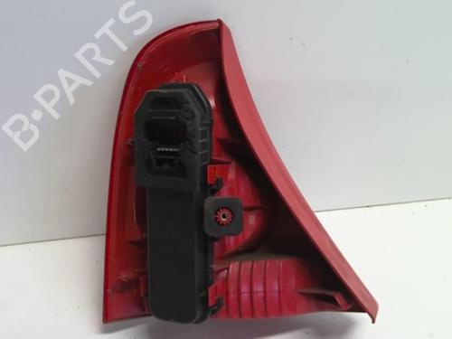 Højre baglygte RENAULT CLIO II (BB_, CB_) 1.5 dCi (B/C2J) (68 hp) 18231361