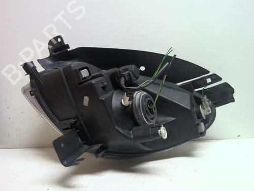 Right headlight CITROËN XSARA PICASSO (N68) 2.0 HDi | BP18217277C29 