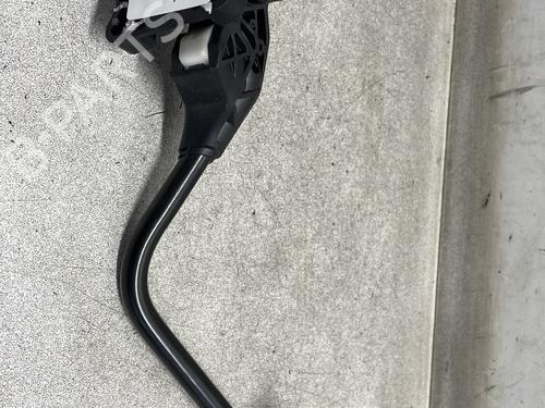 Pedale Pedale CITROËN C5 III (RD_) 2.0 HDi 140 (RDRHF8, RDRHFA, RDRHA8, RDRHAJ) (140 hp) 33741407 33741407