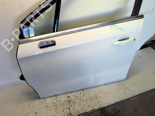 Used Right front door Right front door 24647819 24647819