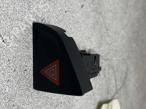 Warning Warning CITROËN C5 III (RD_) 2.0 HDi 140 (RDRHF8, RDRHFA, RDRHA8, RDRHAJ) (140 hp) 33741416 33741416