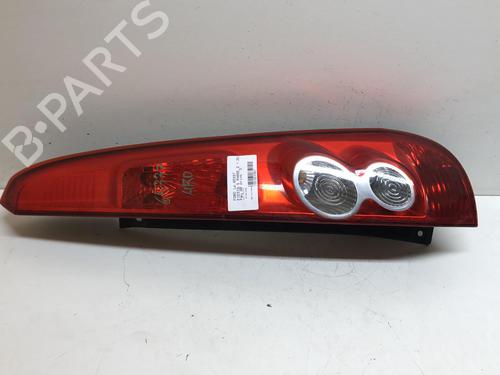 Used Right taillight FORD FIESTA V (JH_, JD_) 1.25 16V (75 hp) 18227247