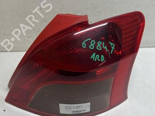 Used Right taillight TOYOTA YARIS (_P9_) 1.4 D-4D (NLP90_, NLP90R) (90 hp) 18229835