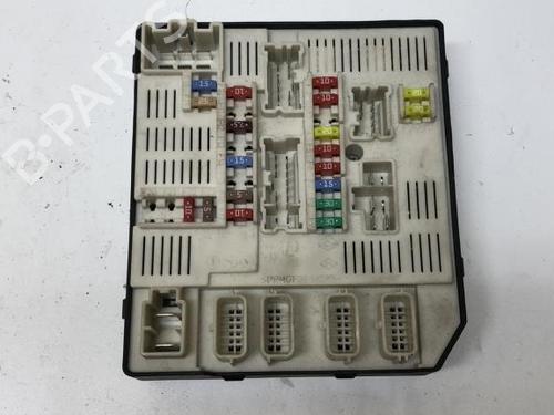 Used Fuse box RENAULT LAGUNA III Grandtour (KT0/1) 1.5 dCi (KT0A, KT0R, KT02) (110 hp) 18228667