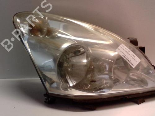 Used Right headlight TOYOTA COROLLA Verso (ZER_, ZZE12_, R1_) 2.0 D-4D (CUR10_, CUR10R) (116 hp) 18225619
