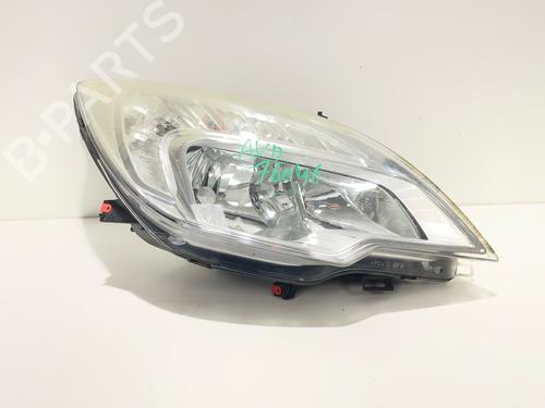 Used Right headlight Right headlight OPEL MERIVA B MPV (S10) 1.4 (75) (120 hp) 39647726 39647726