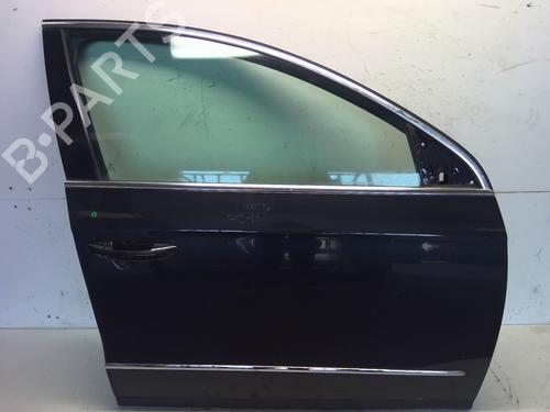 Right front door VW PASSAT B6 Variant (3C5) 1.6 TDI 3C4831056J