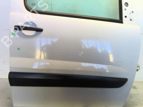 Right front door PEUGEOT EXPERT Van (VF3A_, VF3U_, VF3X_) 1.6 HDi 90 16V | BP28515763C3 