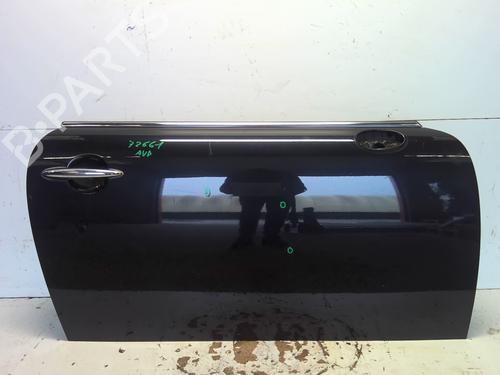Used Right front door MINI MINI (R56) Cooper (120 hp) 26283145