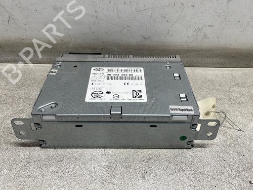 Used Radio PEUGEOT 308 SW II (LC_, LJ_, LR_, LX_, L4_) 1.2 THP 110 (110 hp) 31981523