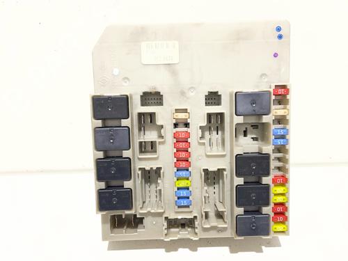 Used Fuse box Fuse box RENAULT CLIO III (BR0/1, CR0/1) 1.5 dCi (C/BR0G, C/BR1G) (68 hp) 39940088 39940088