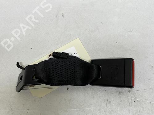 Used Seat buckle BMW 1 (F21) 116 d (116 hp) 18227579