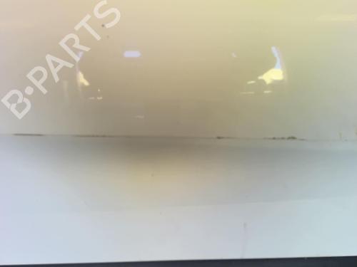 Used Right front door Right front door 21899567 21899567