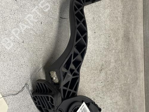 Pedal Pedal PEUGEOT 208 I (CA_, CC_) 1.6 HDi / BlueHDi 75 (75 hp) 33632119 33632119