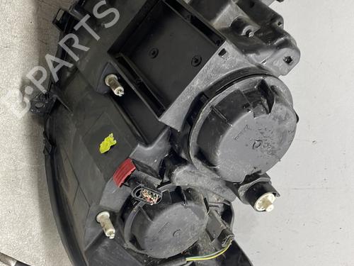 Used Right headlight Right headlight PEUGEOT 807 (EB_) 2.0 HDi (107 hp) 33118149 33118149