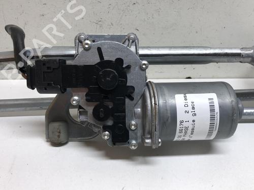 Used Front wipers mechanism BMW X1 (E84) sDrive 18 d (143 hp) 18230796