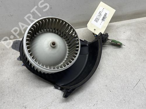 Używane Silniczek dmuchawy nagrzewnicy RENAULT MASTER III Van (FV) 2.3 dCi 135 FWD (FV0N, FV08, FV06, FV00, FV1S) (136 hp) 28296212