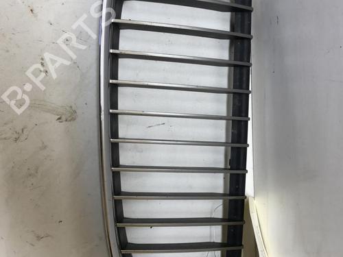 Used Grille BMW 3 (E90) 320 d (163 hp) 18220849