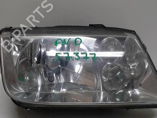 Used Right headlight VW BORA I (1J2) 1.9 TDI (110 hp) 18215307