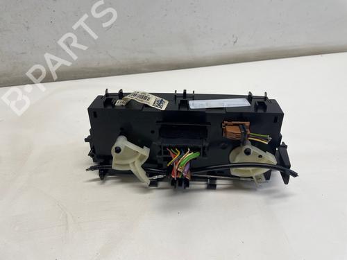 climate-control-citroen-ds3-sa_-2009-2010-2011-2012-2013-2014-2015-2016-34557259 main image