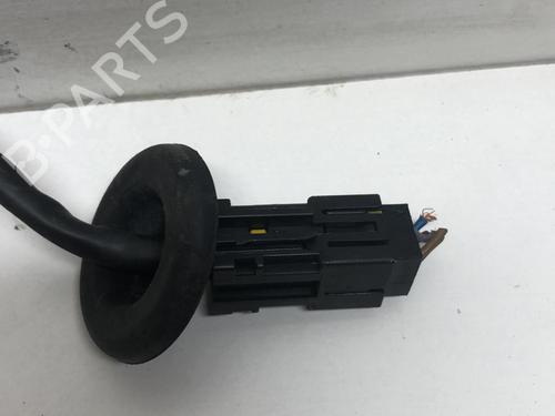 Right mirror OPEL ZAFIRA A MPV (T98) 1.6 16V (F75) | BP18213575C27