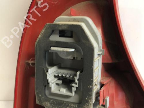 Høyre baklys RENAULT CLIO II (BB_, CB_) 1.2 16V (BB05, BB0W, BB11, BB27, BB2T, BB2U, BB2V, CB05,... (75 hp) 18231514