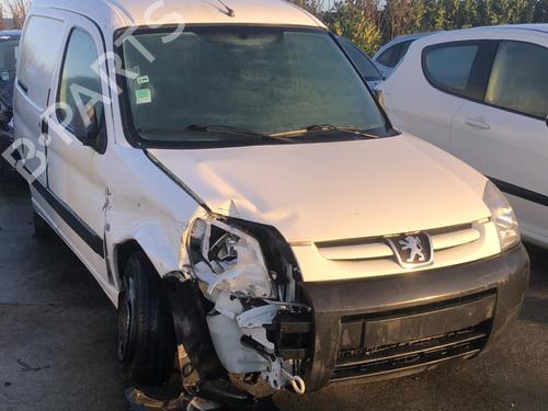 Left mirror PEUGEOT PARTNER Box Body/MPV (5_, G_) 1.6 HDi 75 | BP18219764C26 