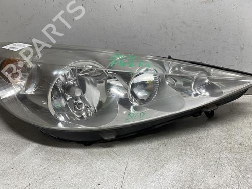 Right headlight PEUGEOT 206+ (2L_, 2M_) 1.4 HDi eco 70 | BP31997852C29