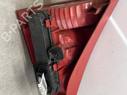 Used Left taillight Left taillight 32307137 32307137