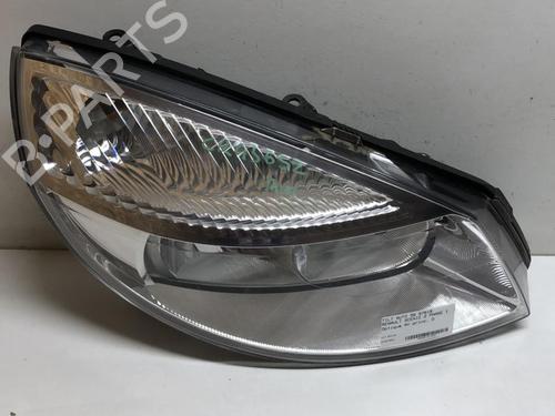 Right headlight RENAULT SCÉNIC II (JM0/1_) 1.5 dCi (JM1E, JM16) | BP18223095C29 